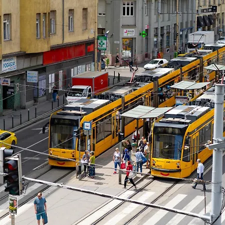 Luxury By Castle District, Free Public Parking Nearby