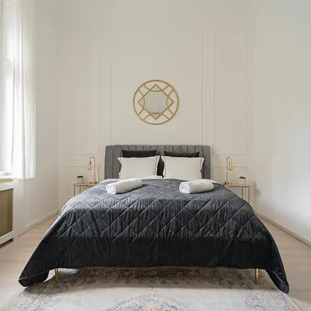 Luxury By Castle District, Free Parking *