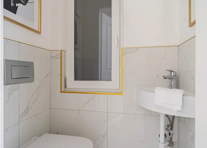 公寓 Luxury By Castle District, Free Public Parking Nearby