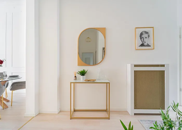 Luxury By Castle District, Free Public Parking Nearby 公寓