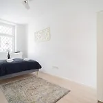 Luxury By Castle District, Free Public Parking Nearby Apartamento Budapeste